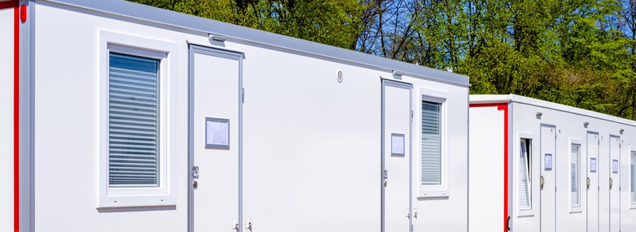 Should You Rent or Buy Portable Storage Containers?